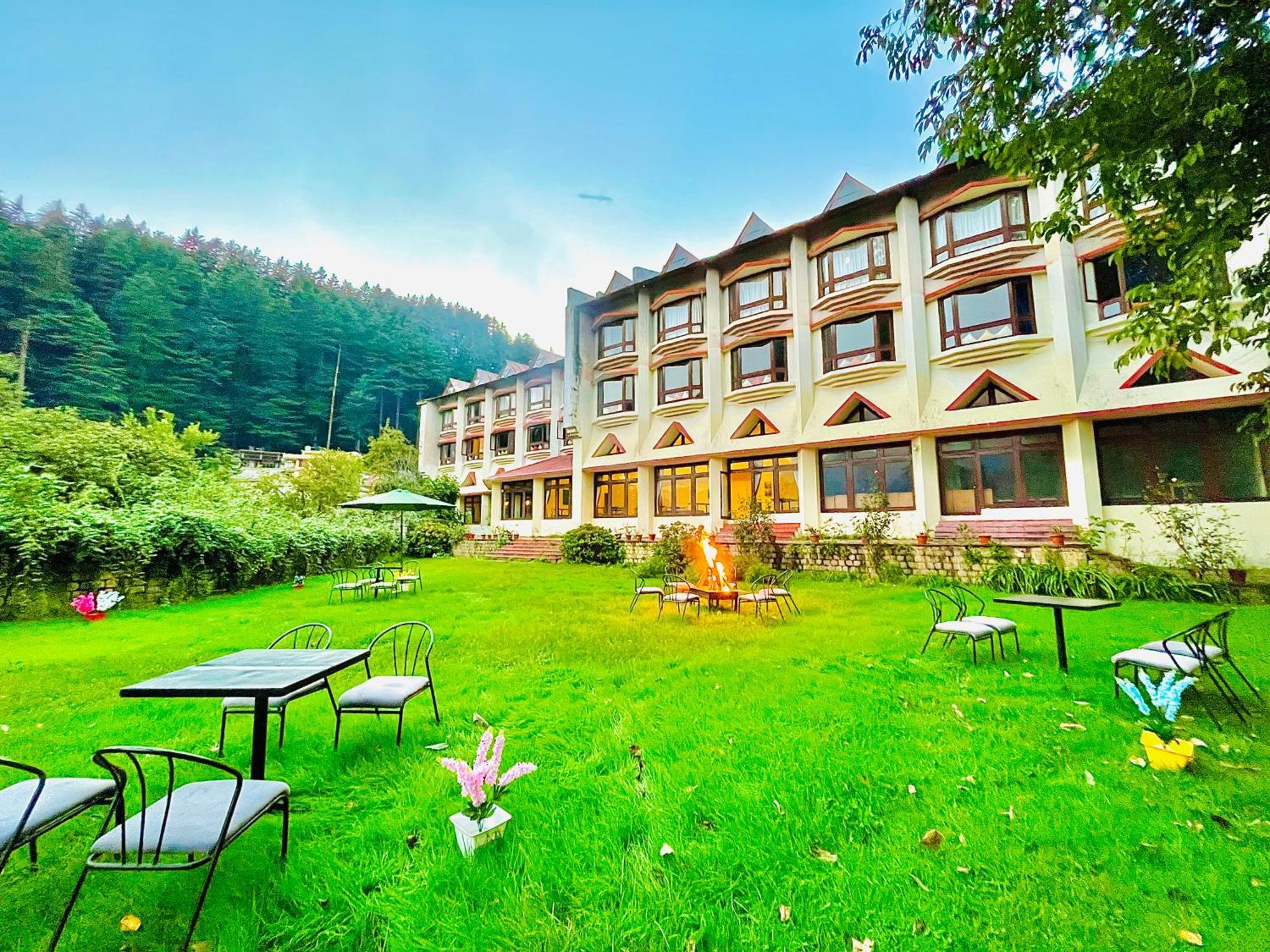 Sagar Heritage Resort, Near Mall Road Manali Bagian luar foto